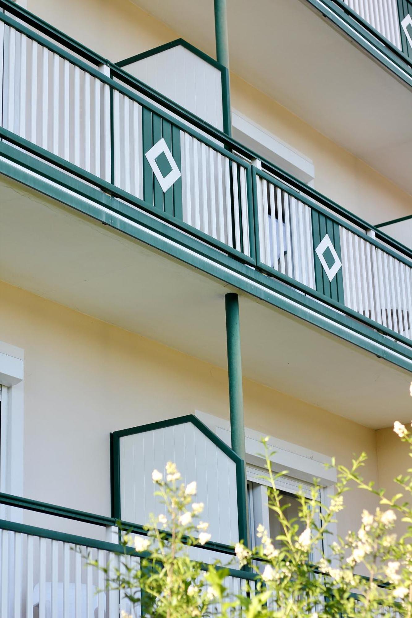Self-Check In Apartmenthotel Seeglueck เพิร์ทชาค อัม เวิร์ทเทอร์ซี ภายนอก รูปภาพ