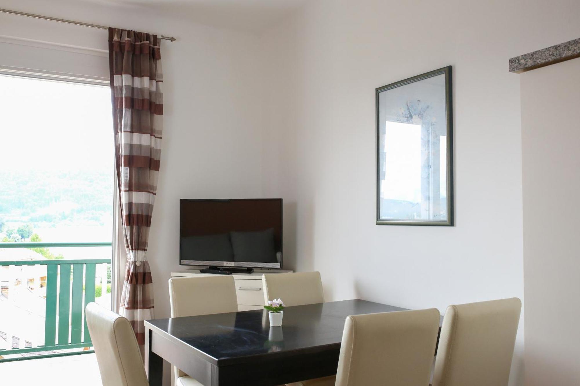 Self-Check In Apartmenthotel Seeglueck เพิร์ทชาค อัม เวิร์ทเทอร์ซี ภายนอก รูปภาพ